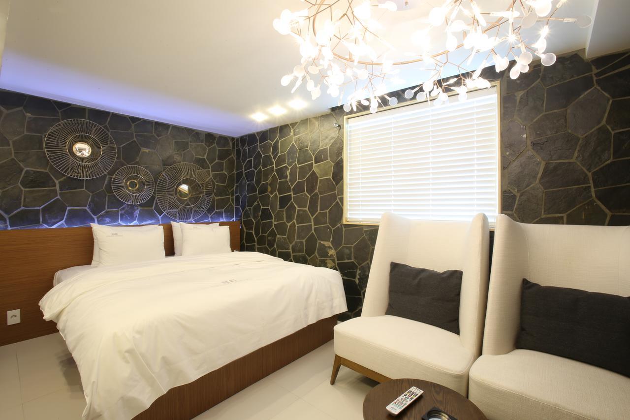 Guri Cello Hotel Buitenkant foto